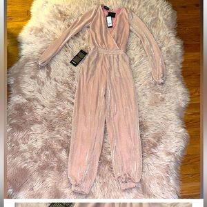 Bebe Women’s Sparkle Knit Long Sleeve Jumpsuit Size XS in BALLET SLIPPER NWOT 💖